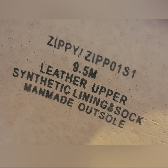 Steve Madden White Heels with Silver Chain Accent (NWOT/no box) - Picture 8 of 9